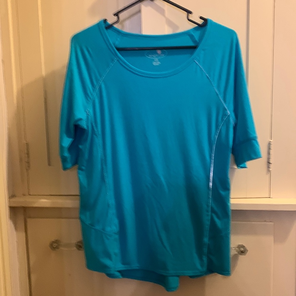 Tangerine Blue Top Size Large